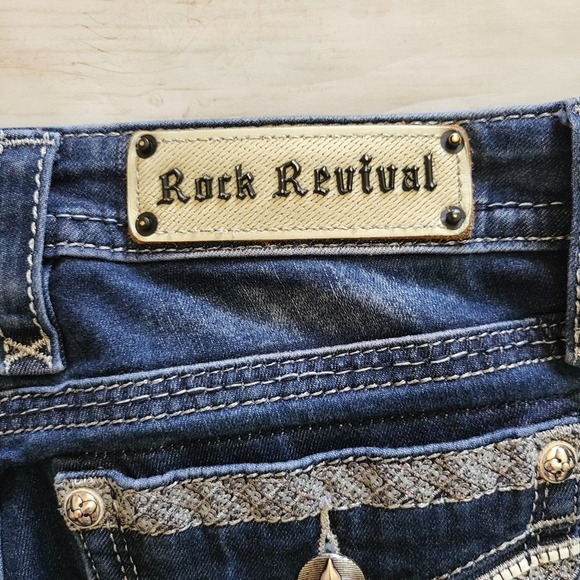 Rock Revival Isiah Skinny Jeans - Picture 8 of 11